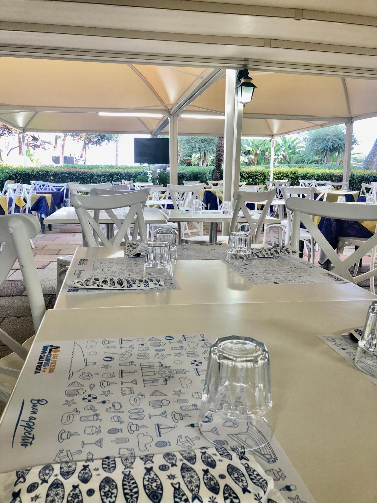 Camping Cala D'Ostia Pula Eksteriør bilde
