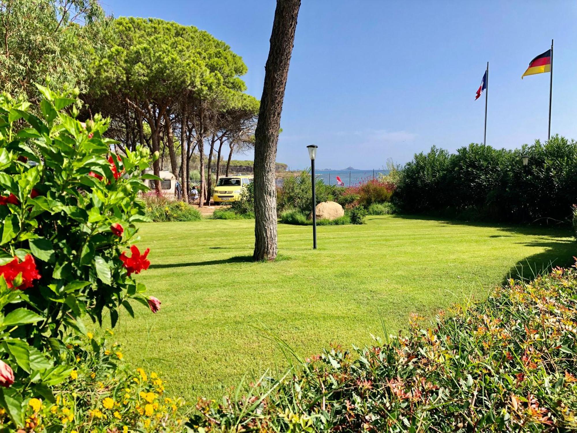 Camping Cala D'Ostia Pula Eksteriør bilde