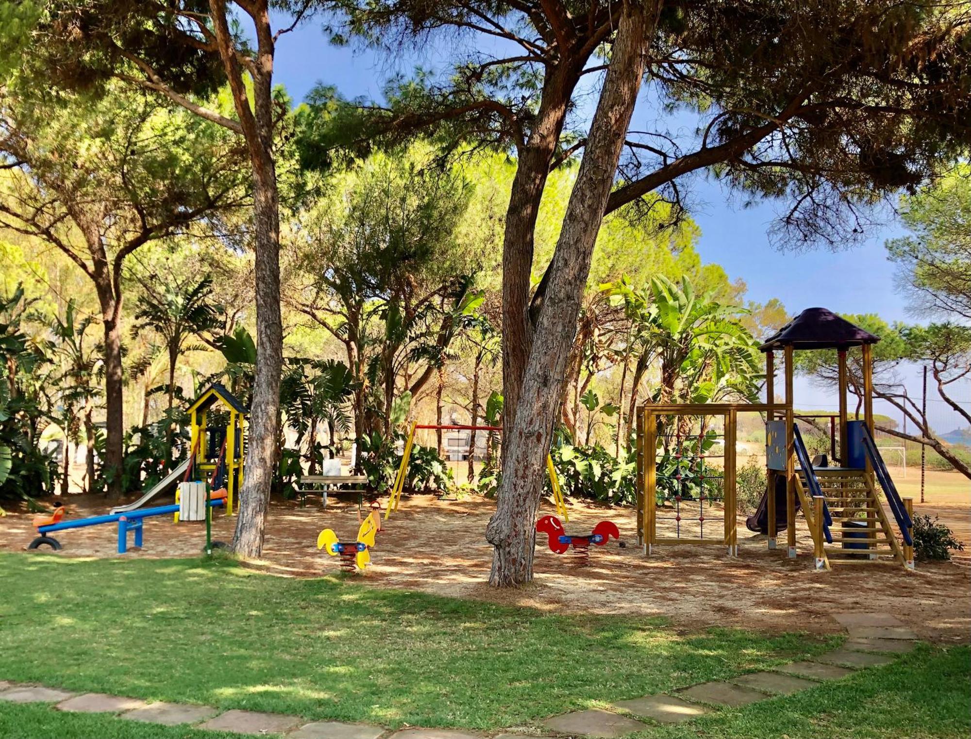 Camping Cala D'Ostia Pula Eksteriør bilde