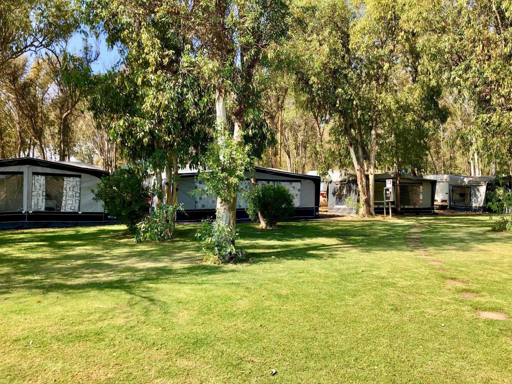 Camping Cala D'Ostia Pula Eksteriør bilde