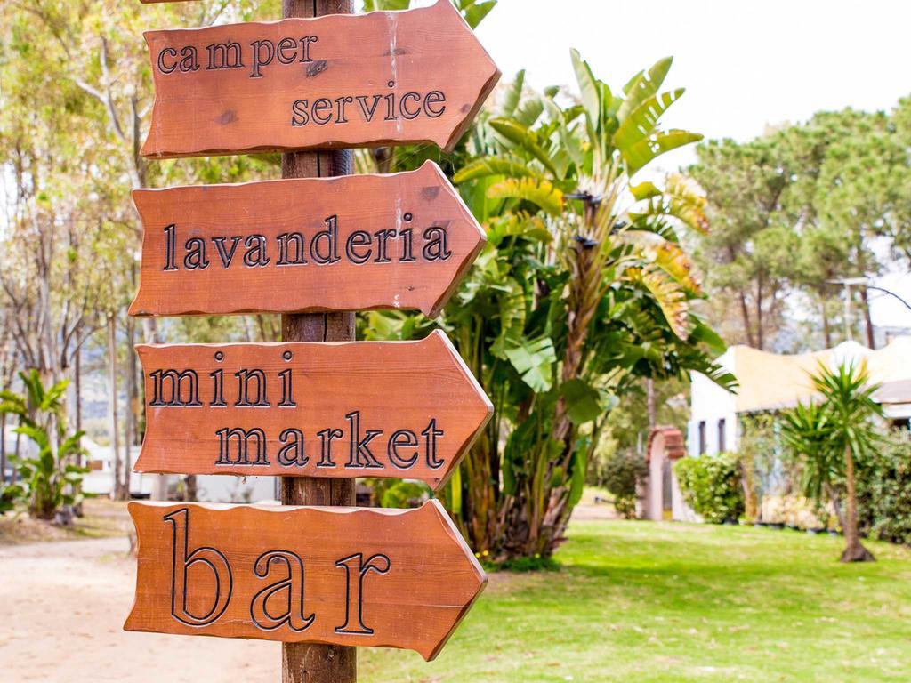 Camping Cala D'Ostia Pula Eksteriør bilde